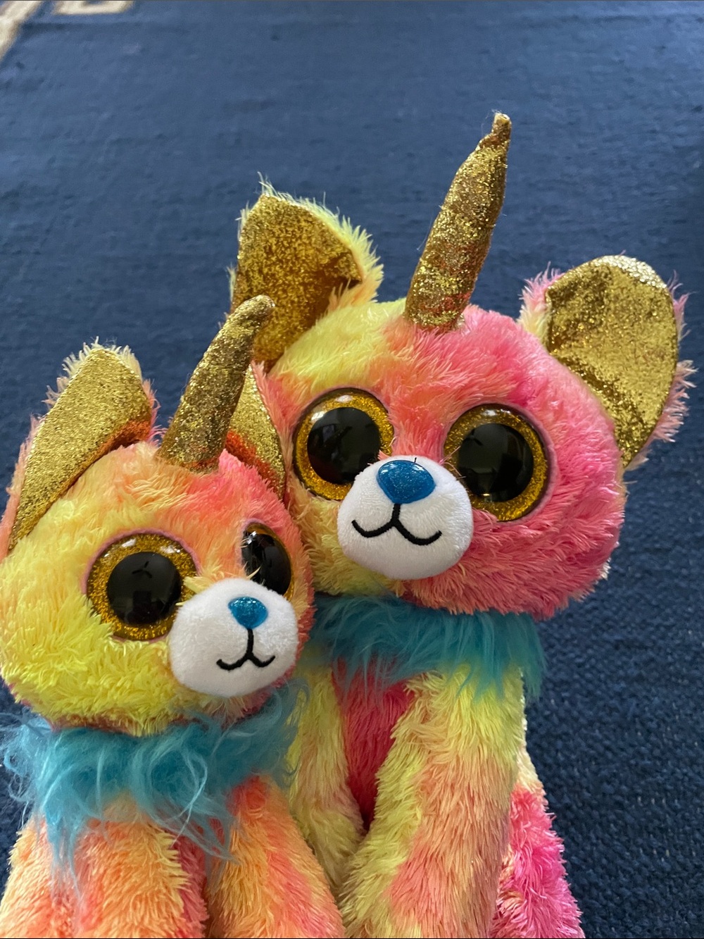 Ty (yips)Rainbow Plush Unicorn Duo with Gold Glitter Horns
